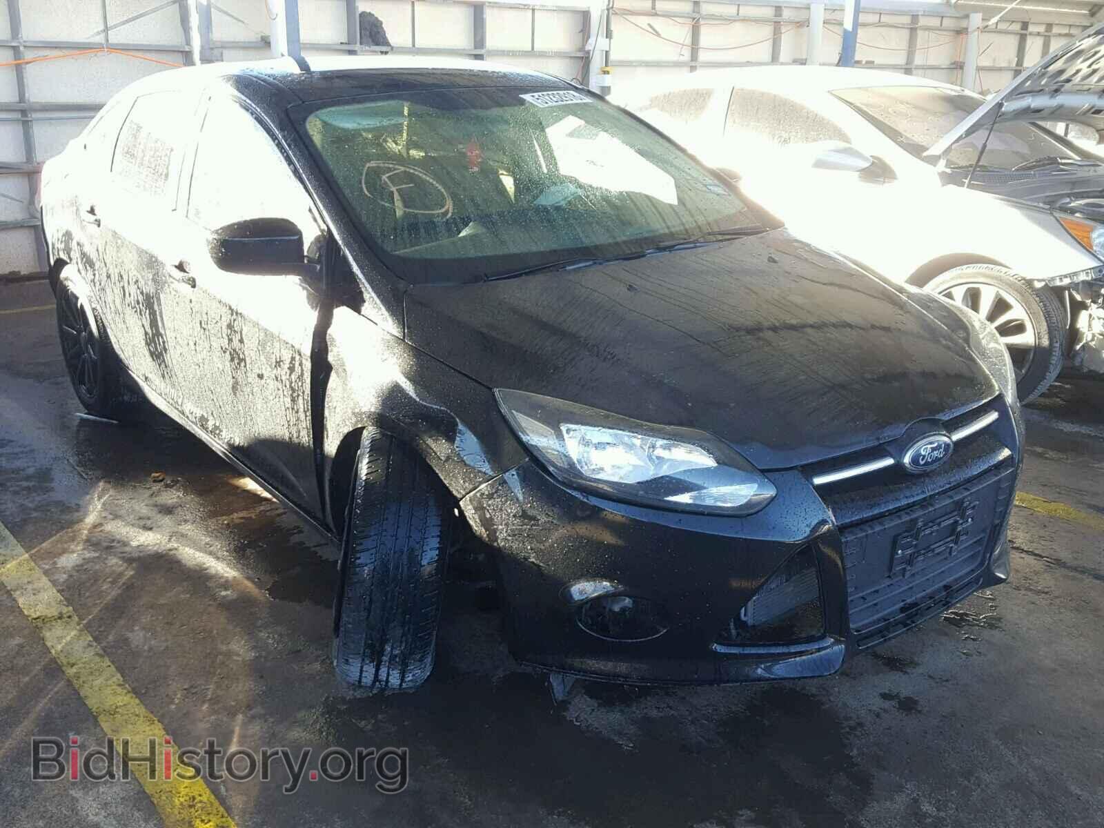 Photo 1FAHP3F28CL408361 - FORD FOCUS 2012