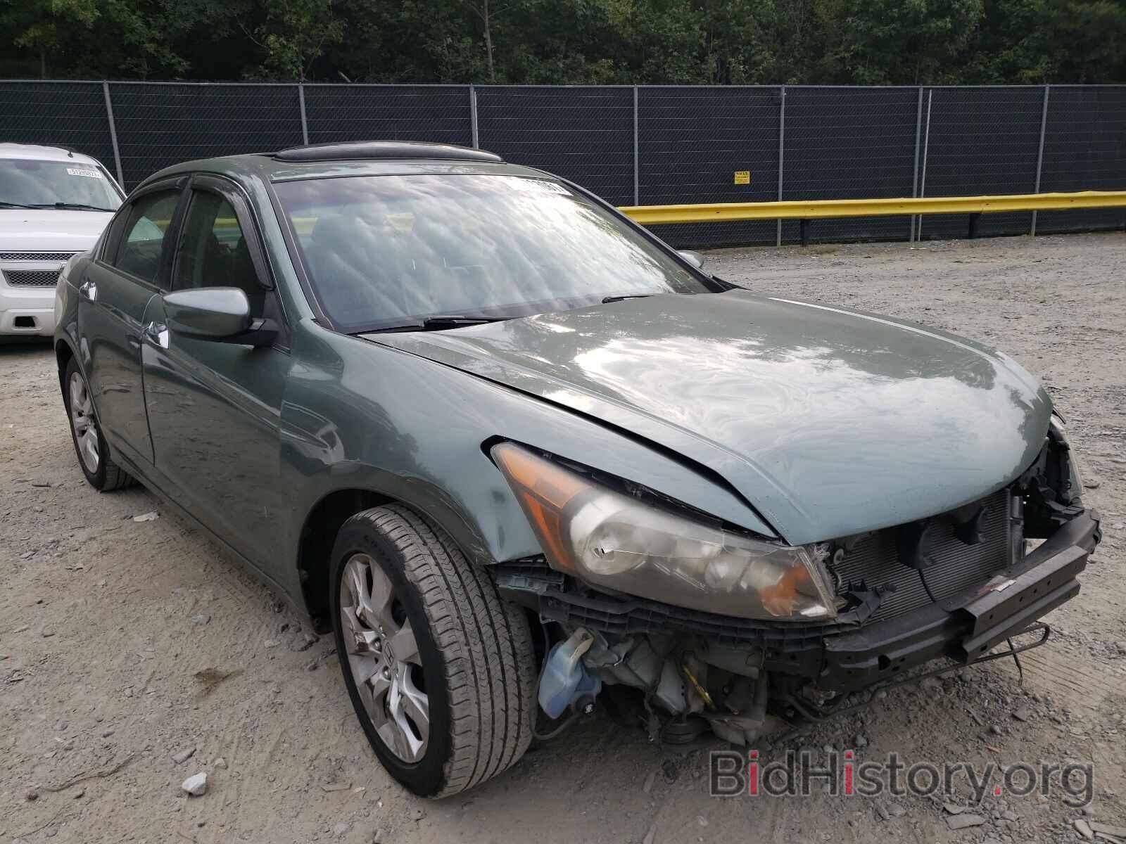 Photo 1HGCP36828A049733 - HONDA ACCORD 2008