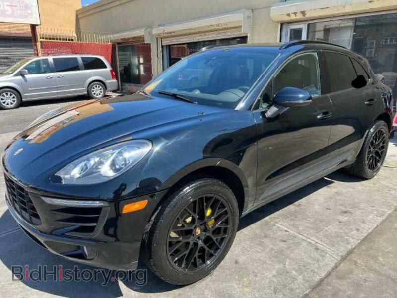 2017 Porsche MACAN (VIN WP1AA2A57HLB01259) — photo 2 of 10