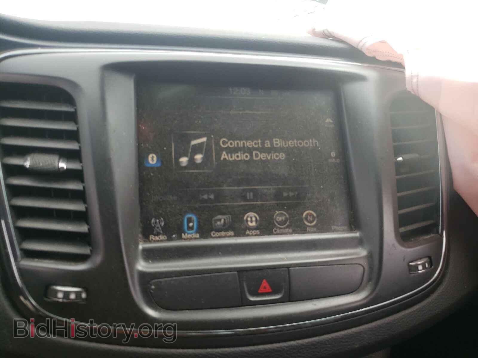 2016 CHRYSLER 200 - VIN: 1C3CCCBB5GN161885 - Фото 9