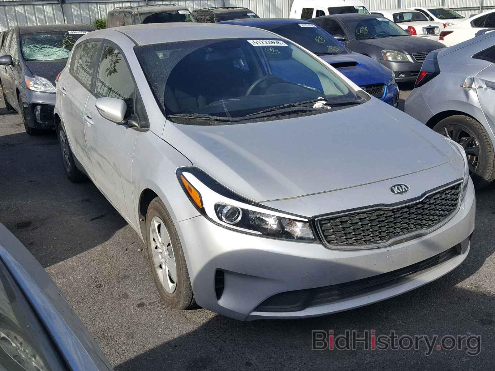 Фотография KNAFK5A88H5676567 - KIA FORTE 2017