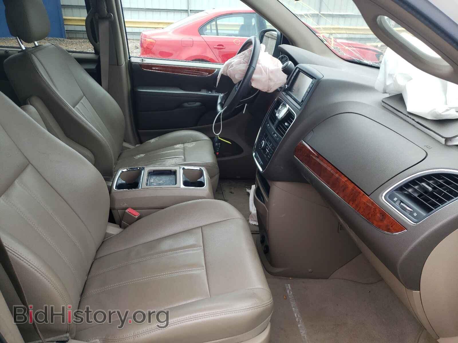 2013 CHRYSLER TOWN & C - VIN: 2C4RC1BG3DR541182 - Фото 5