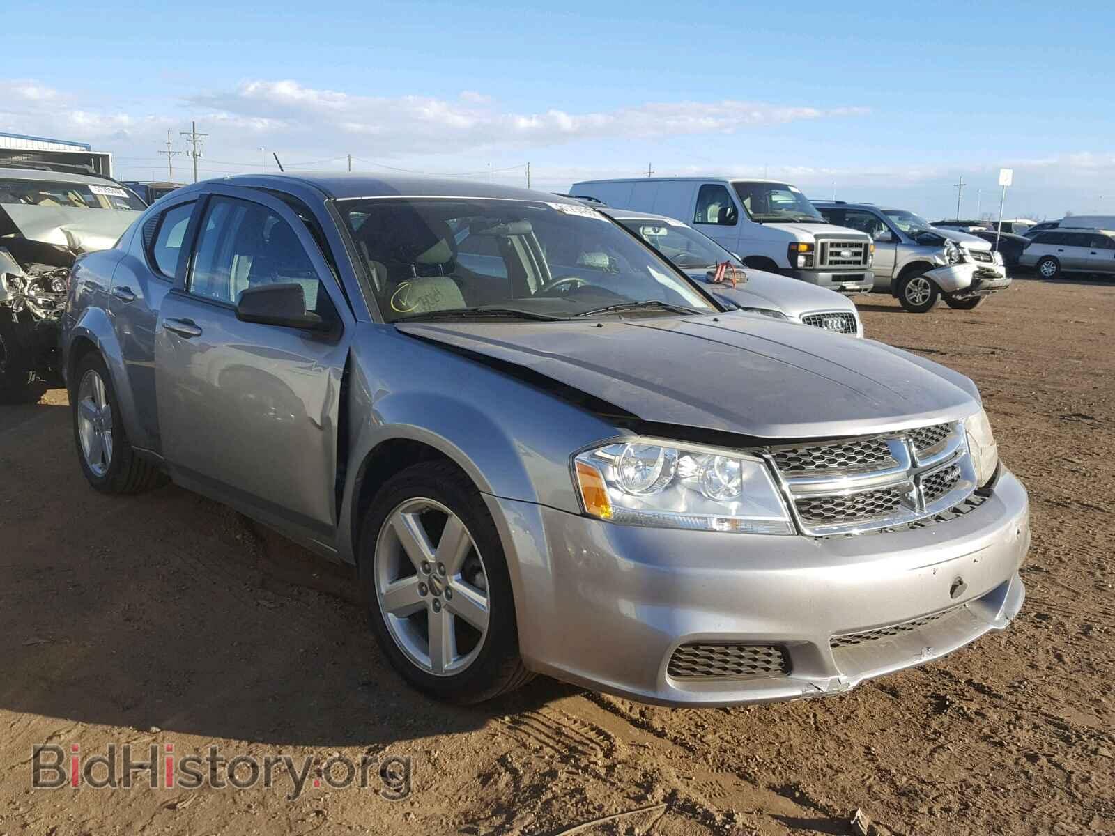 Фотография  - DODGE AVENGER 2013