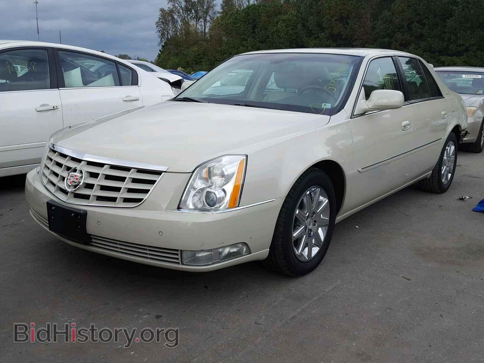 2011 CADILLAC DTS - VIN: 1G6KH5E65BU125666 - Фото 2