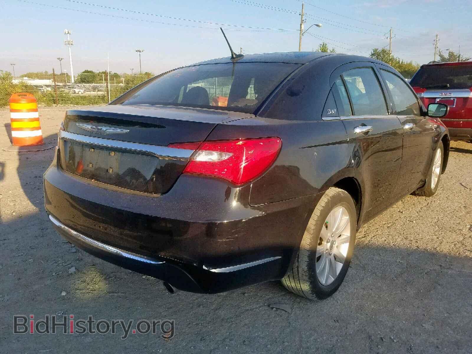2013 CHRYSLER 200 - VIN: 1C3CCBCG1DN579084 - Photo 4
