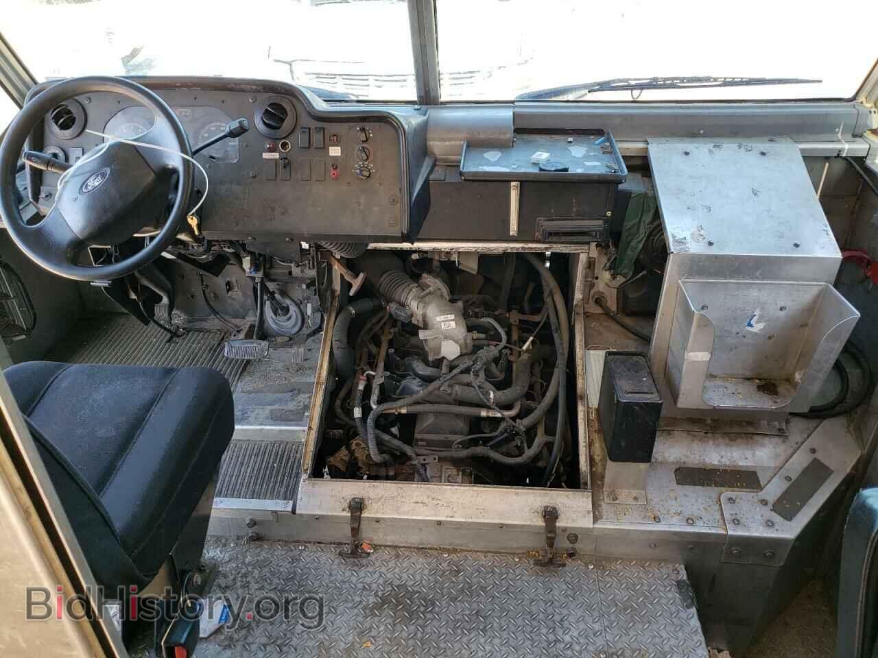 2010 FORD ECONOLINE - VIN: 1FC2E3KL7ADA44042 - Фото 8