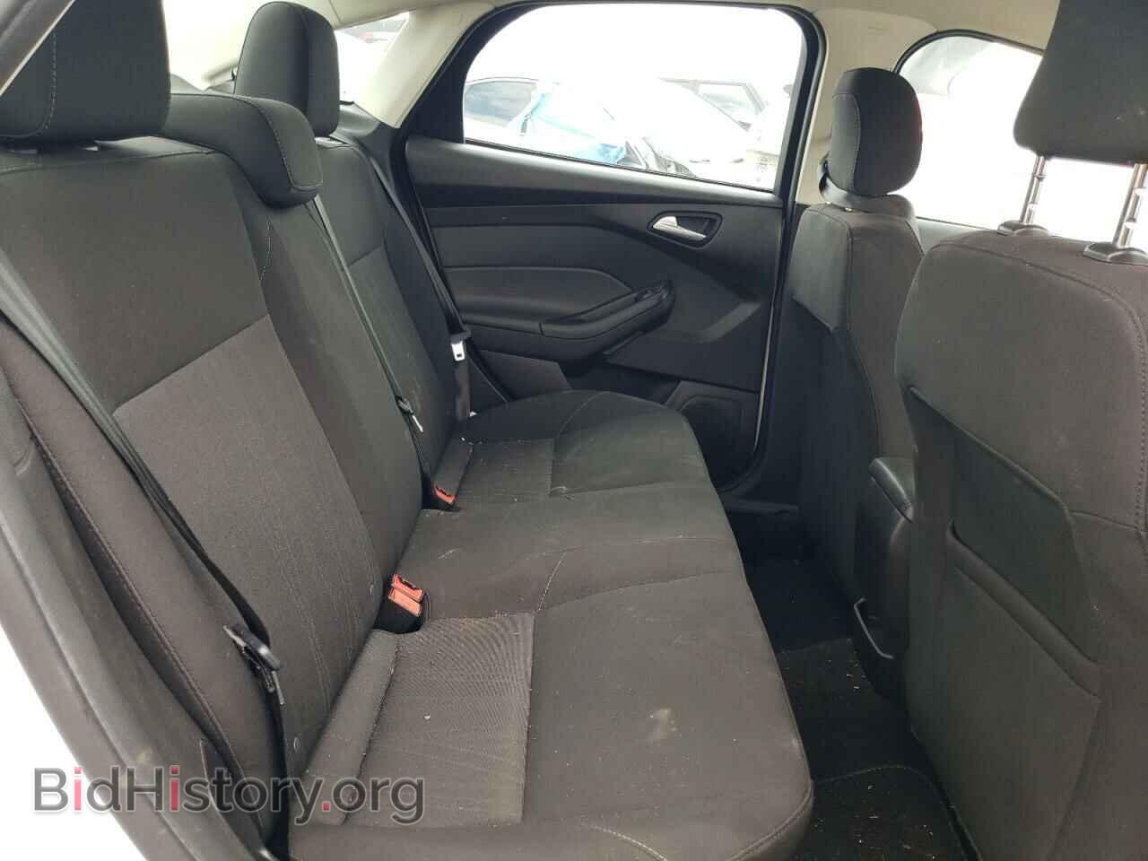 2018 FORD FOCUS - VIN: 1FADP3F24JL215815 - Фото 6