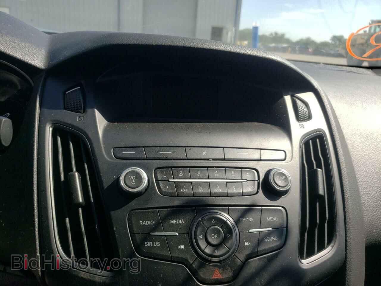 2018 FORD FOCUS - VIN: 1FADP3F24JL215815 - Фото 9