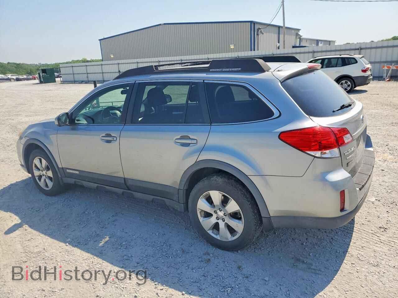 2011 SUBARU OUTBACK - VIN: 4S4BRBCC4B3318247 - Фото 2