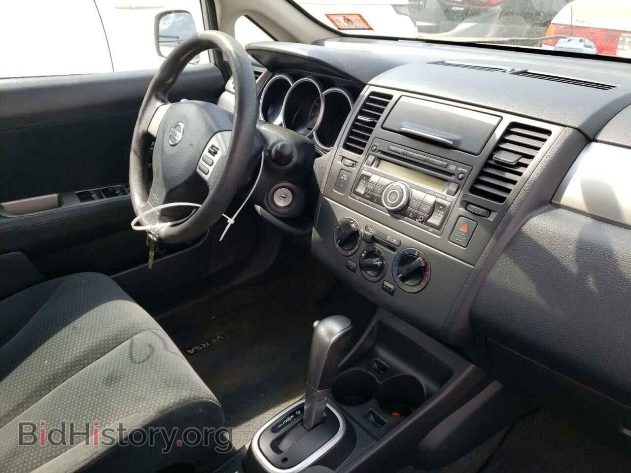 2011 NISSAN VERSA - VIN: 3N1BC1AP7BL410966 - Фото 9