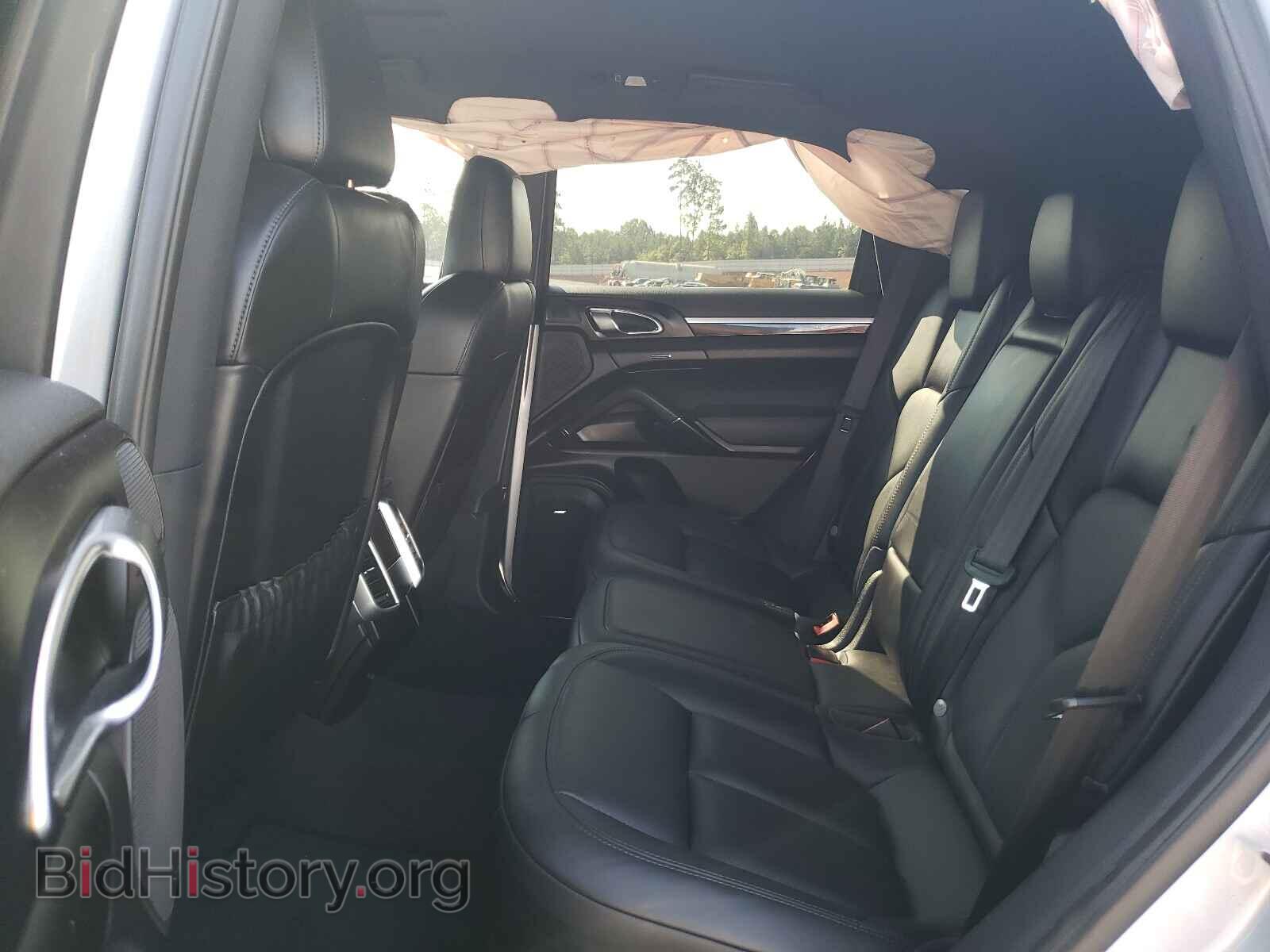 2016 PORSCHE CAYENNE - VIN: WP1AA2A25GKA08394 - Photo 6