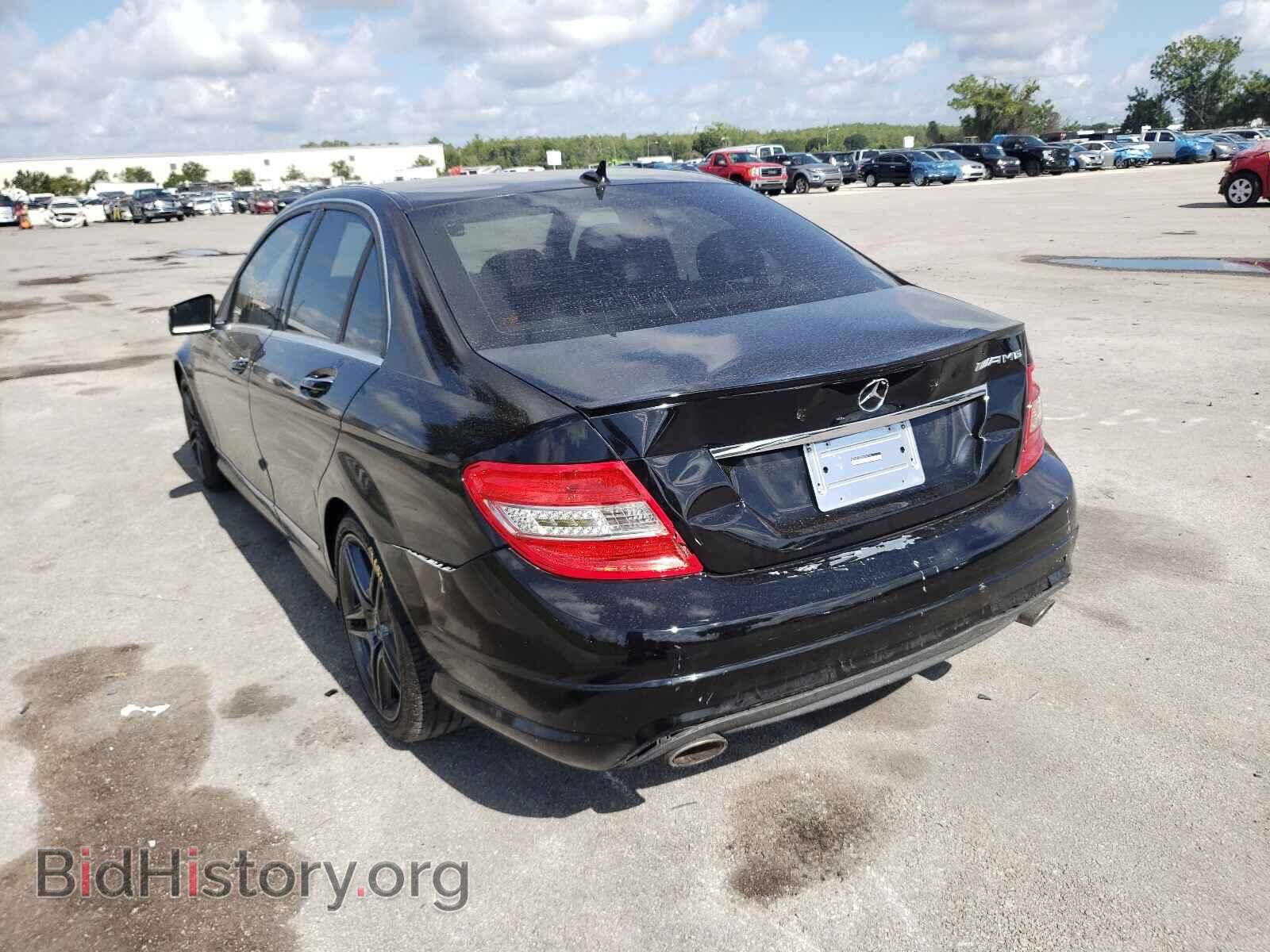 2011 MERCEDES-BENZ C-CLASS - VIN: WDDGF5EB0BR156113 - Фото 3