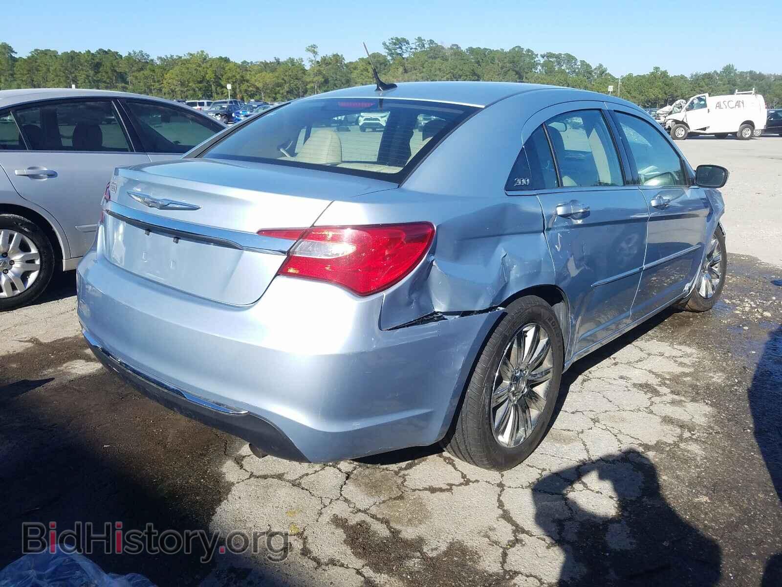 2013 CHRYSLER 200 - VIN: 1C3CCBBB1DN558077 - Фото 4