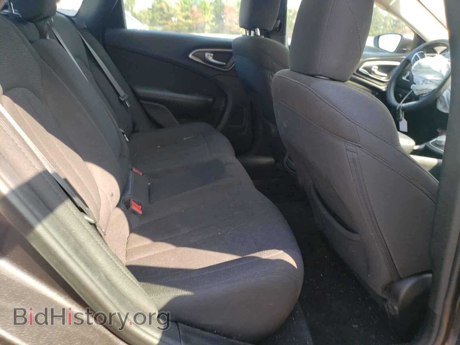 2016 CHRYSLER 200 - VIN: 1C3CCCAB5GN144098 - Photo 6