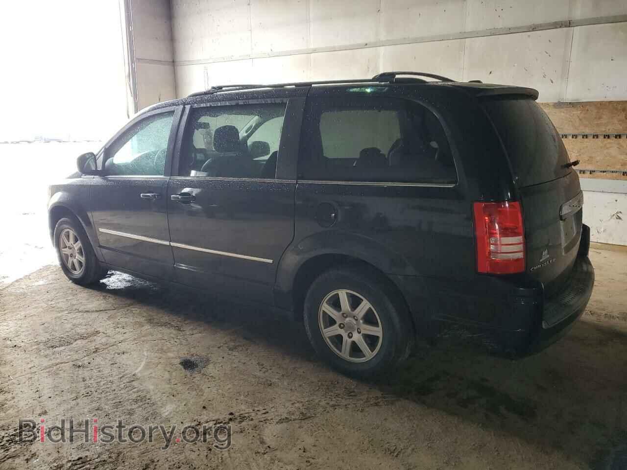 2010 CHRYSLER MINIVAN - VIN: 2A4RR8D11AR330276 - Photo 2