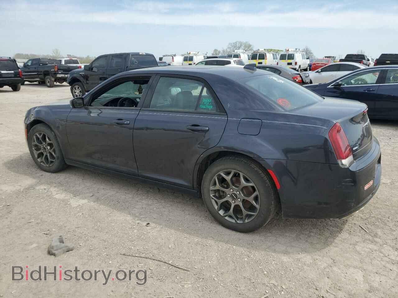 2016 CHRYSLER 300 - VIN: 2C3CCAGG9GH145089 - Фото 2