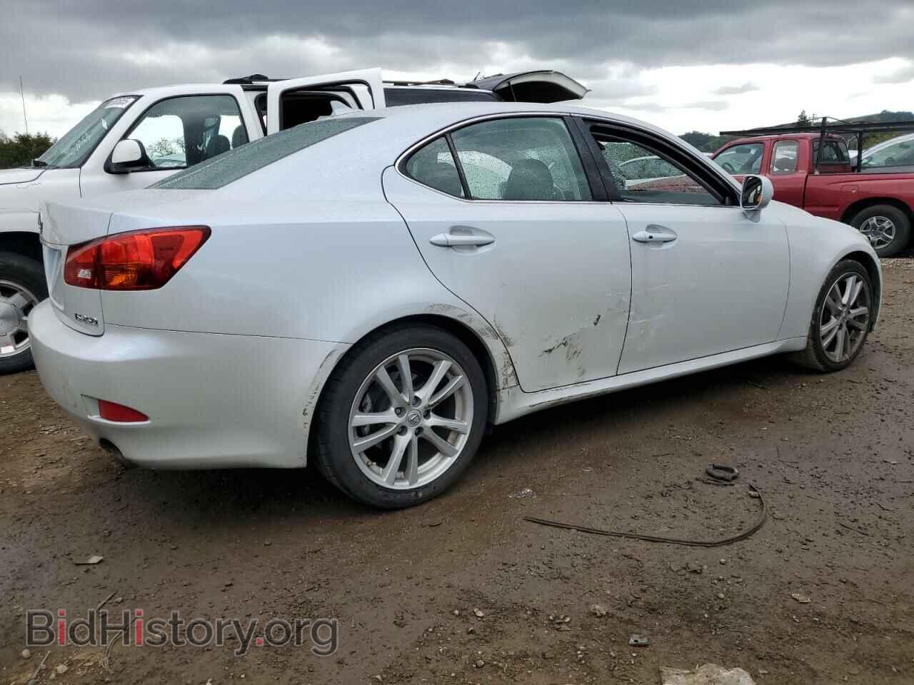 2007 LEXUS IS - VIN: JTHBK262075026567 - Photo 3