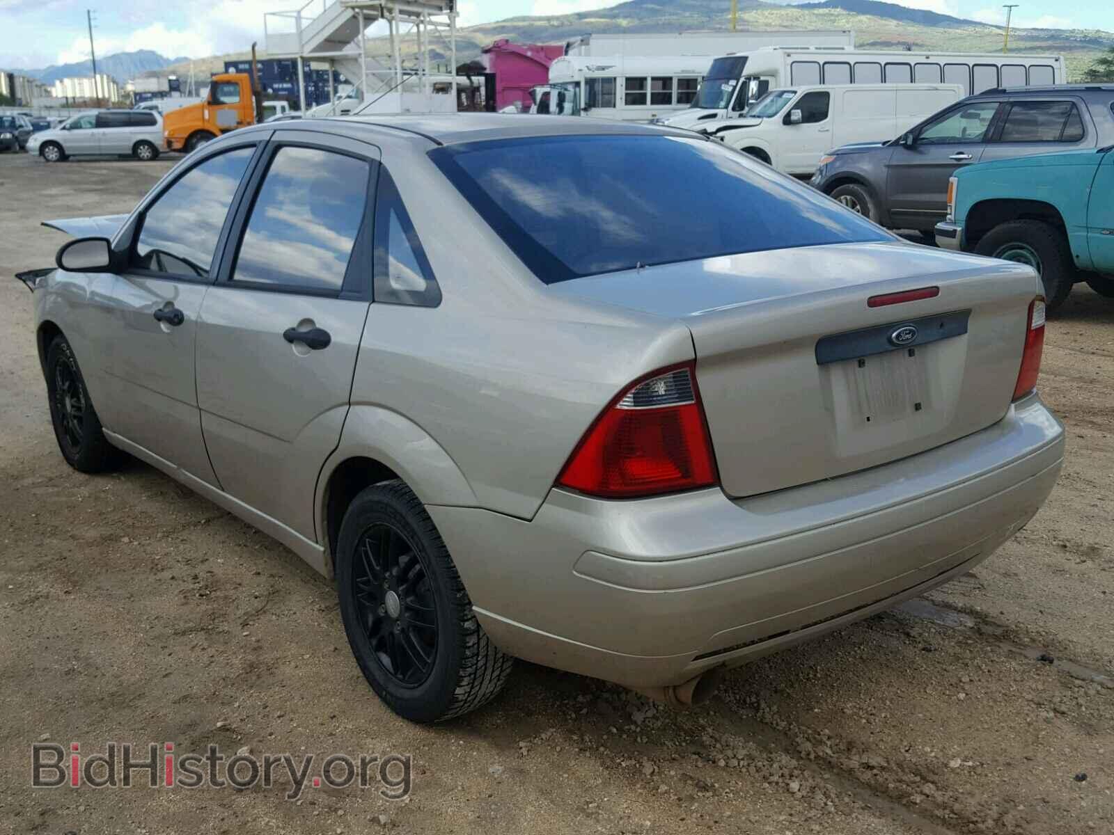 2006 FORD FOCUS - VIN: 1FAFP34N16W131737 - Фото 3