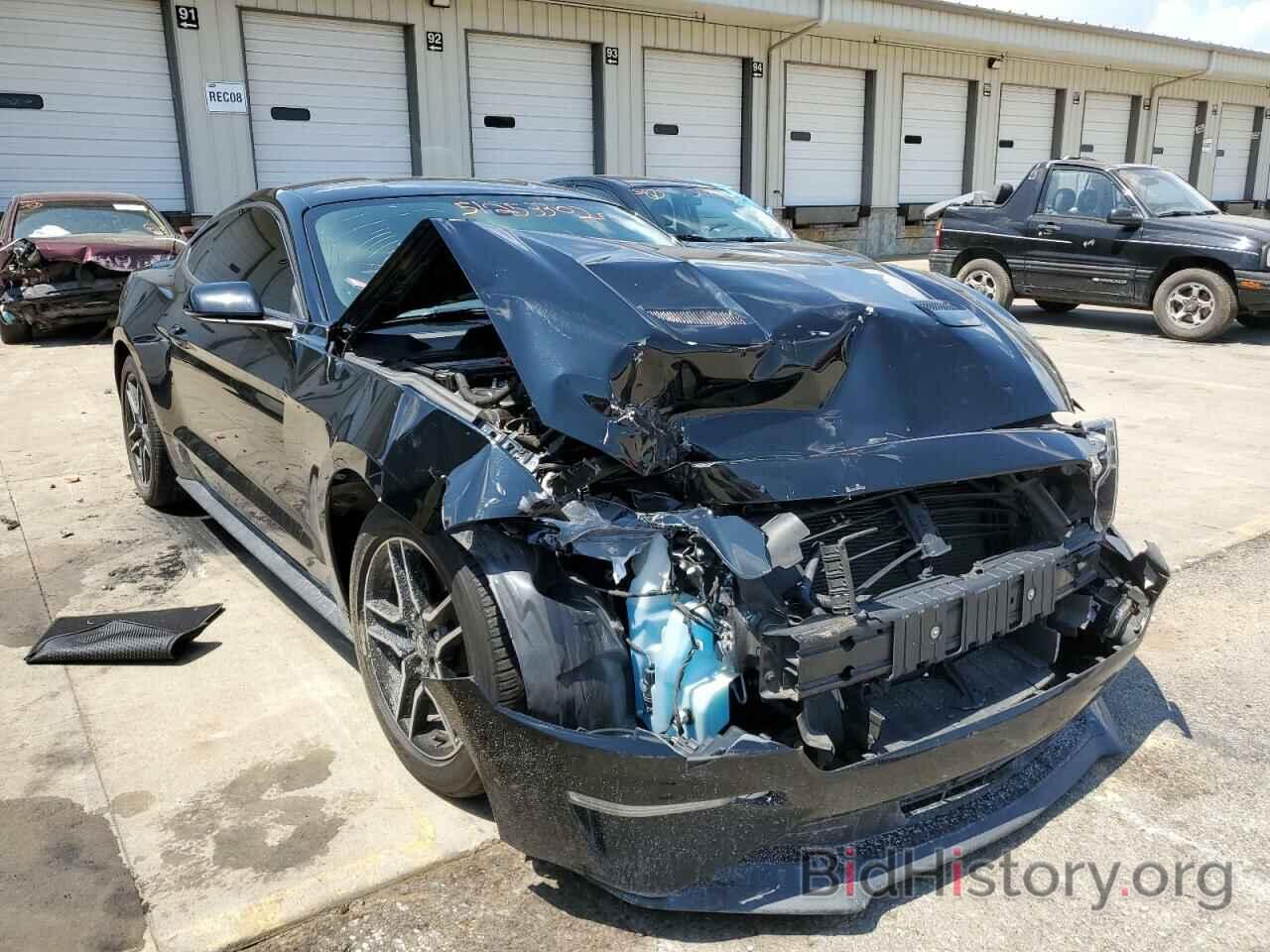 Photo 1FA6P8TH0J5172920 - FORD MUSTANG 2018