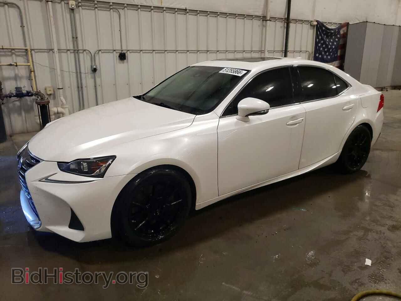 Фотография JTHCM1D25H5016968 - LEXUS IS 2017