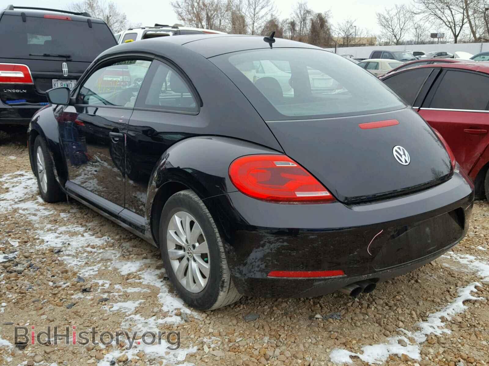 2014 VOLKSWAGEN BEETLE - VIN: 3VWFP7AT3EM607163 - Фото 3