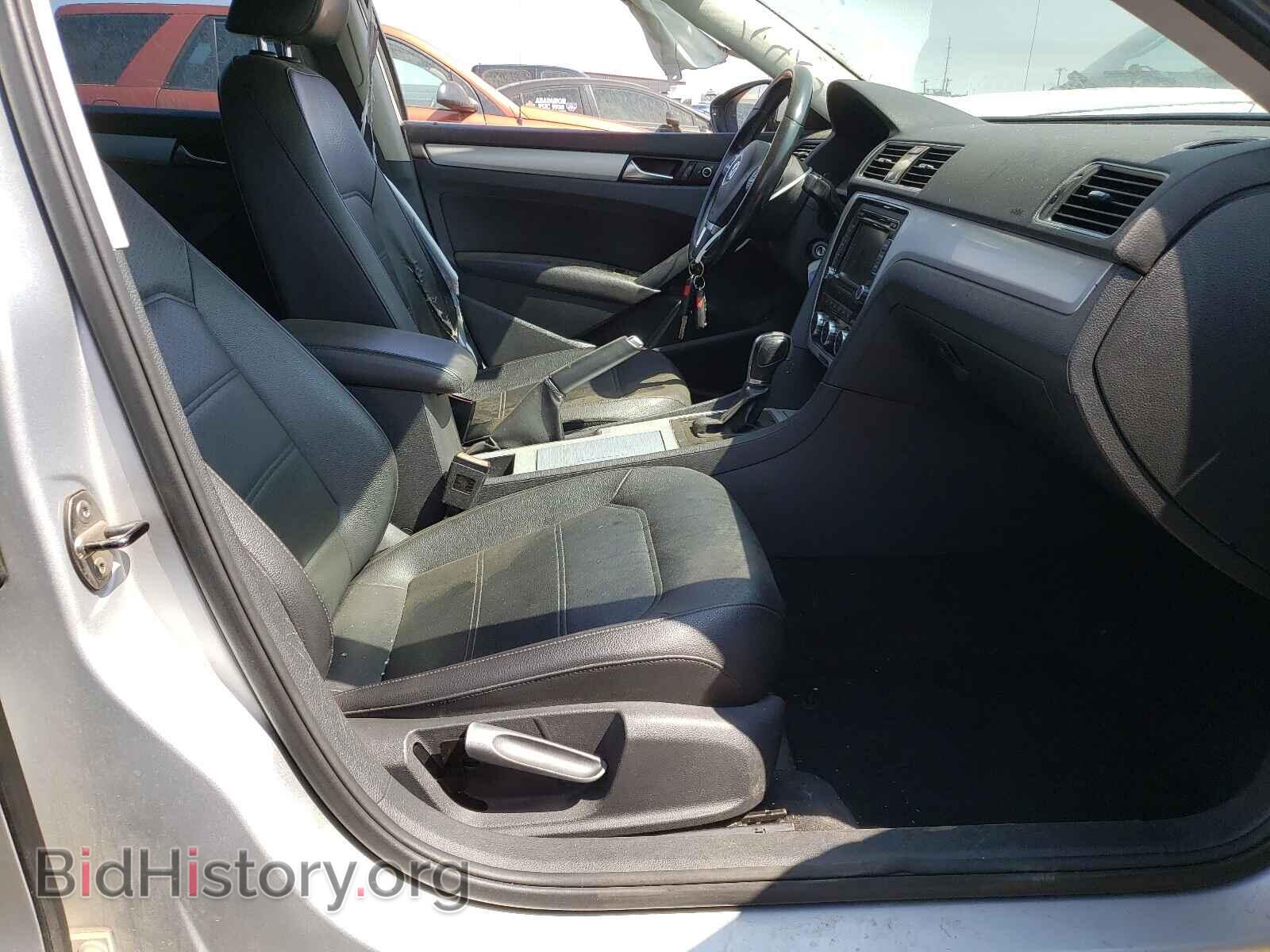 2012 VOLKSWAGEN PASSAT - VIN: 1VWBP7A34CC042046 - Фото 5