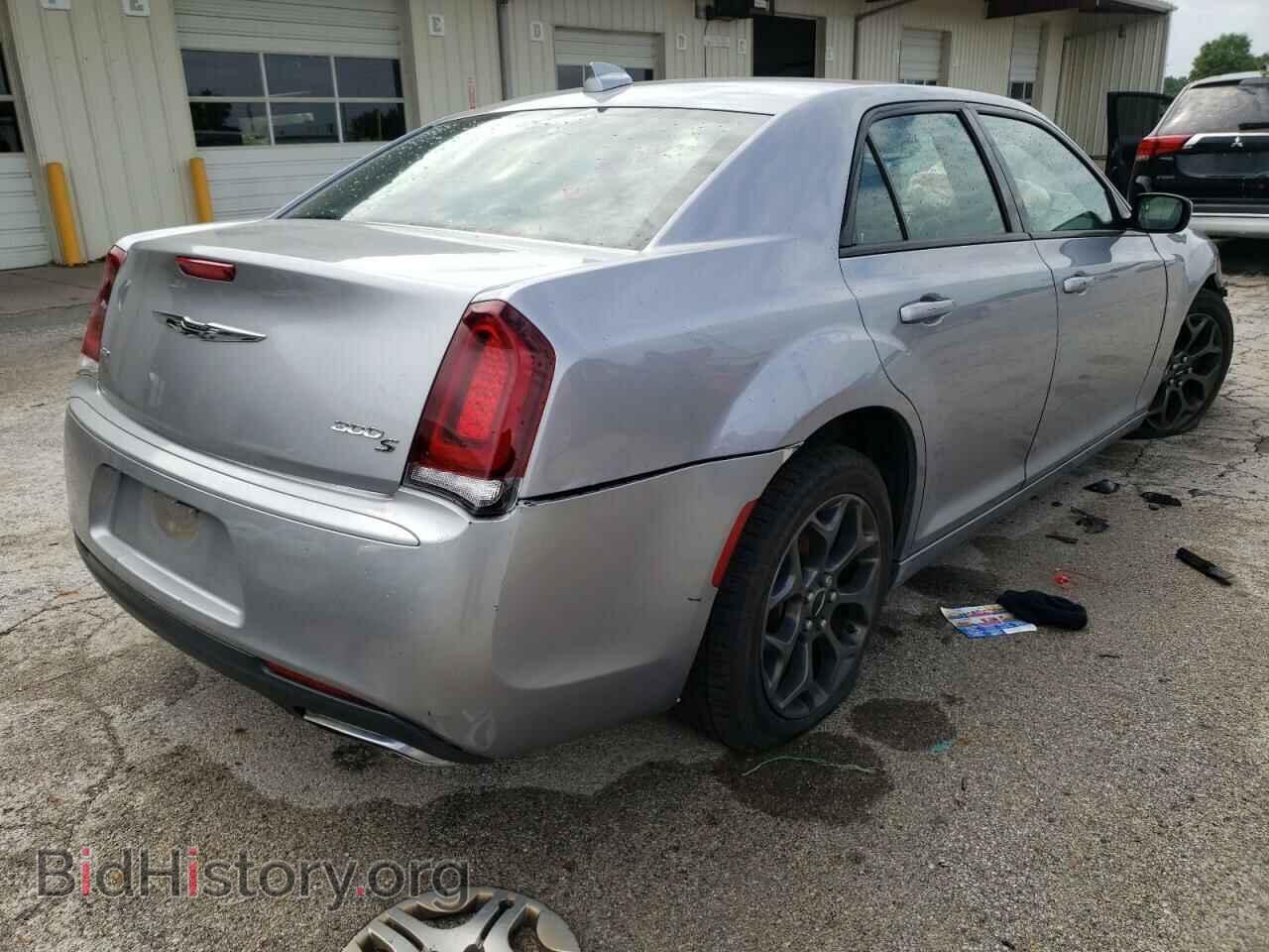 2016 CHRYSLER 300 - VIN: 2C3CCAGG6GH296178 - Фото 4