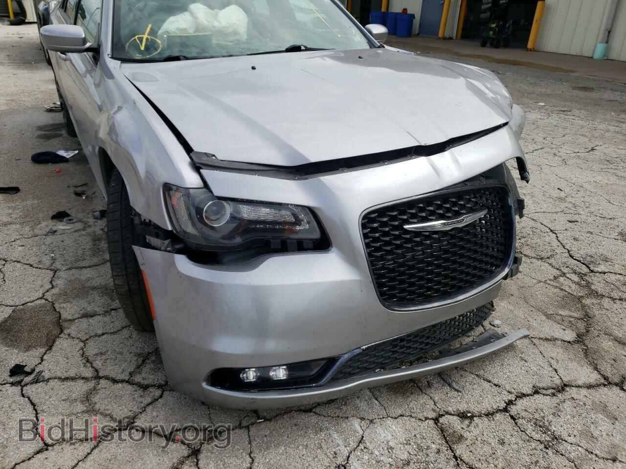 2016 CHRYSLER 300 - VIN: 2C3CCAGG6GH296178 - Фото 9