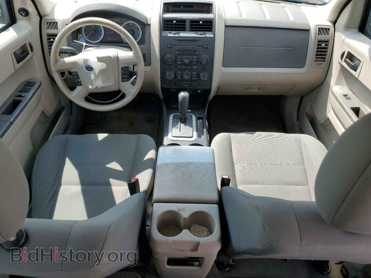 2011 FORD ESCAPE - VIN: 1FMCU0C72BKC40843 - Photo 8