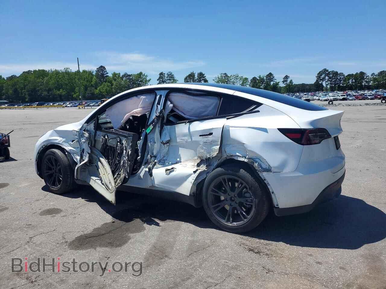 2025 TESLA MODEL Y - VIN: 7SAYGDED0SA345132 - Фото 2