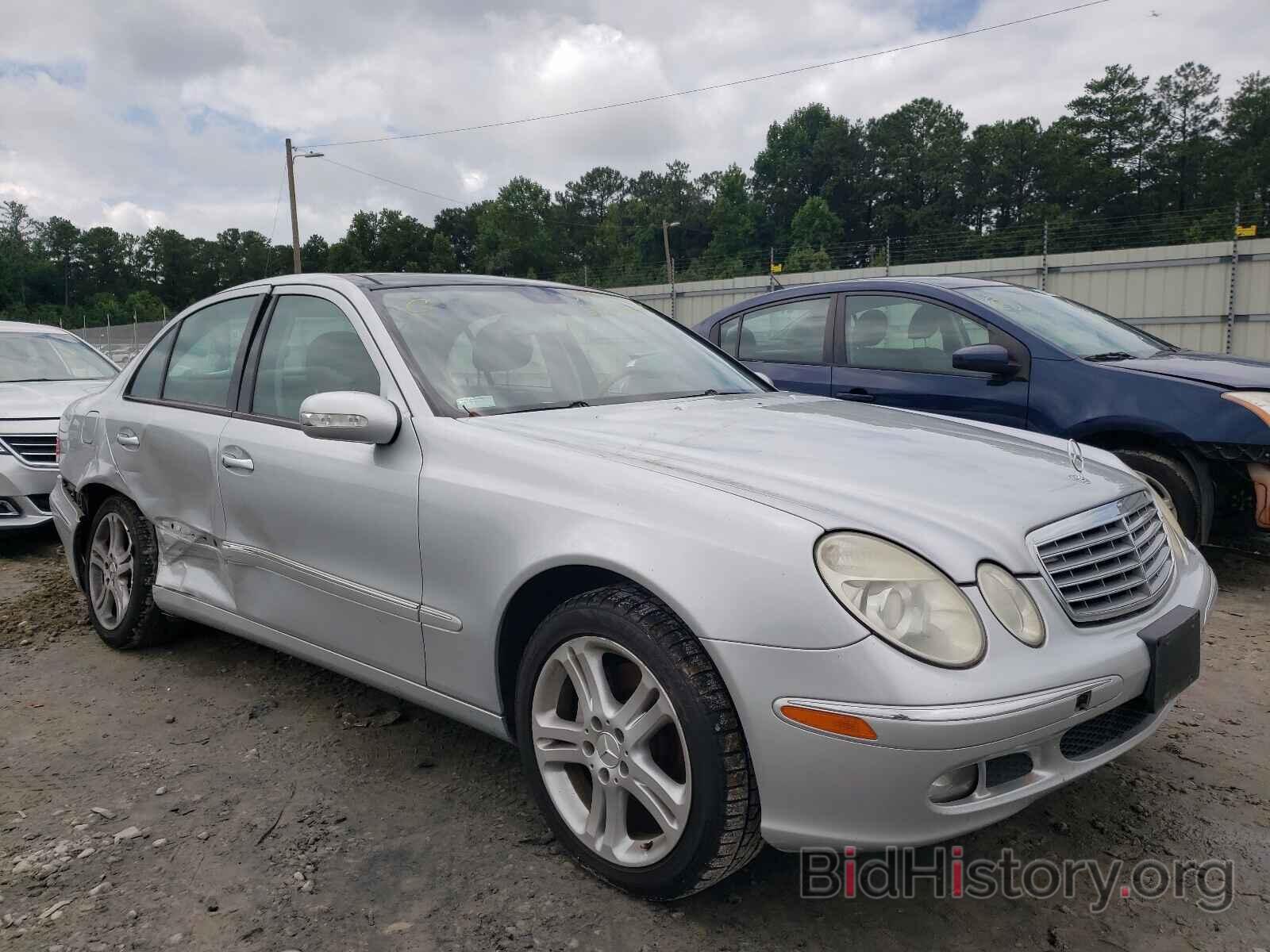 Photo WDBUF56J86A826352 - MERCEDES-BENZ E CLASS 2006