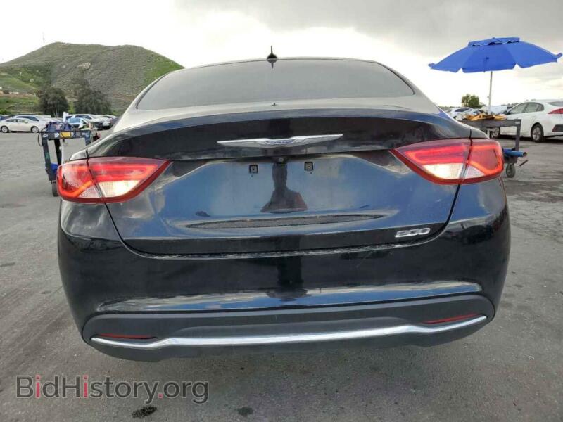 2016 Chrysler 200 (VIN 1C3CCCAB1GN166812) — photo 6 of 15