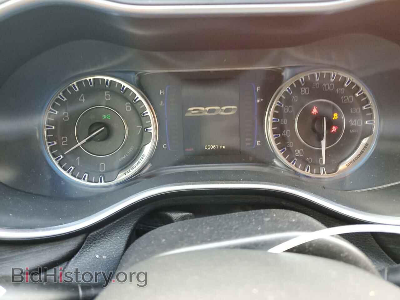 2016 CHRYSLER 200 - VIN: 1C3CCCAB1GN166812 - Фото 9