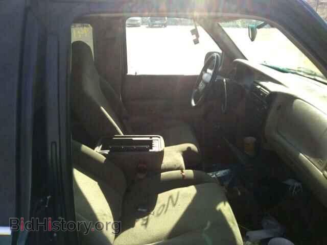 1998 MAZDA B2500 - VIN: 4F4YR16C0WTM47555 - Фото 5