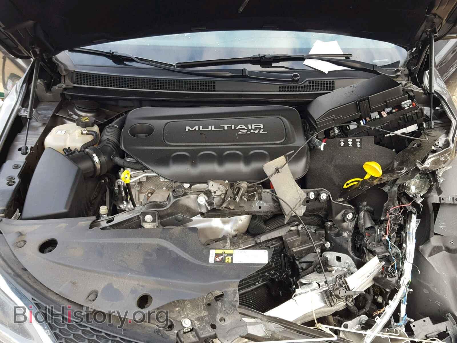 2016 CHRYSLER 200 - VIN: 1C3CCCAB1GN167426 - Photo 7