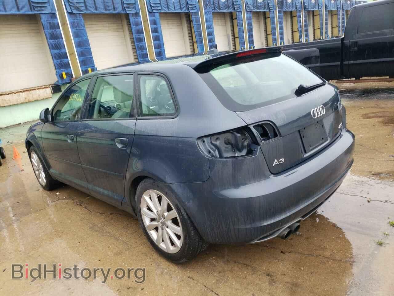 2010 AUDI A3 - VIN: WAUBFBFM7AA075591 - Фото 3