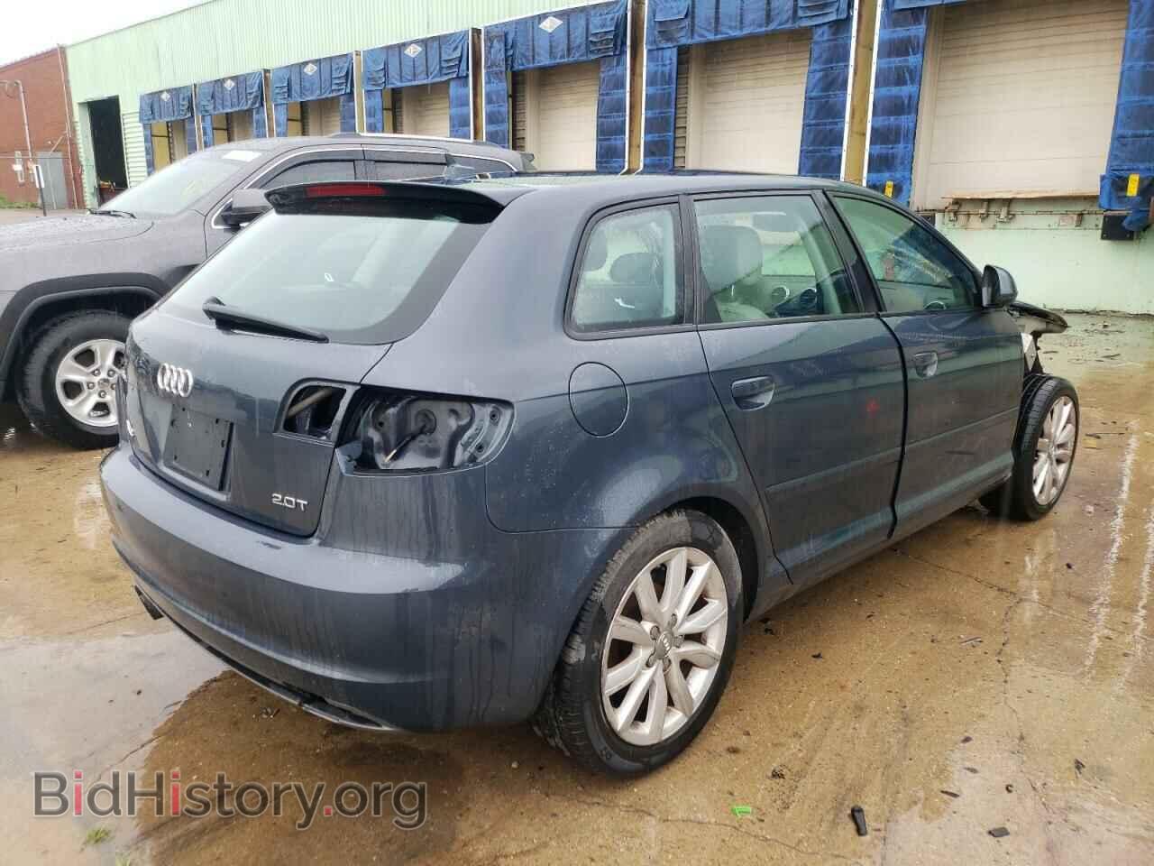 2010 AUDI A3 - VIN: WAUBFBFM7AA075591 - Фото 4