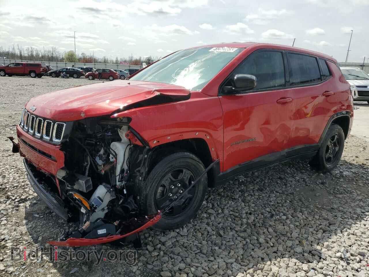 Photo 3C4NJCAB2JT368172 - JEEP COMPASS 2018