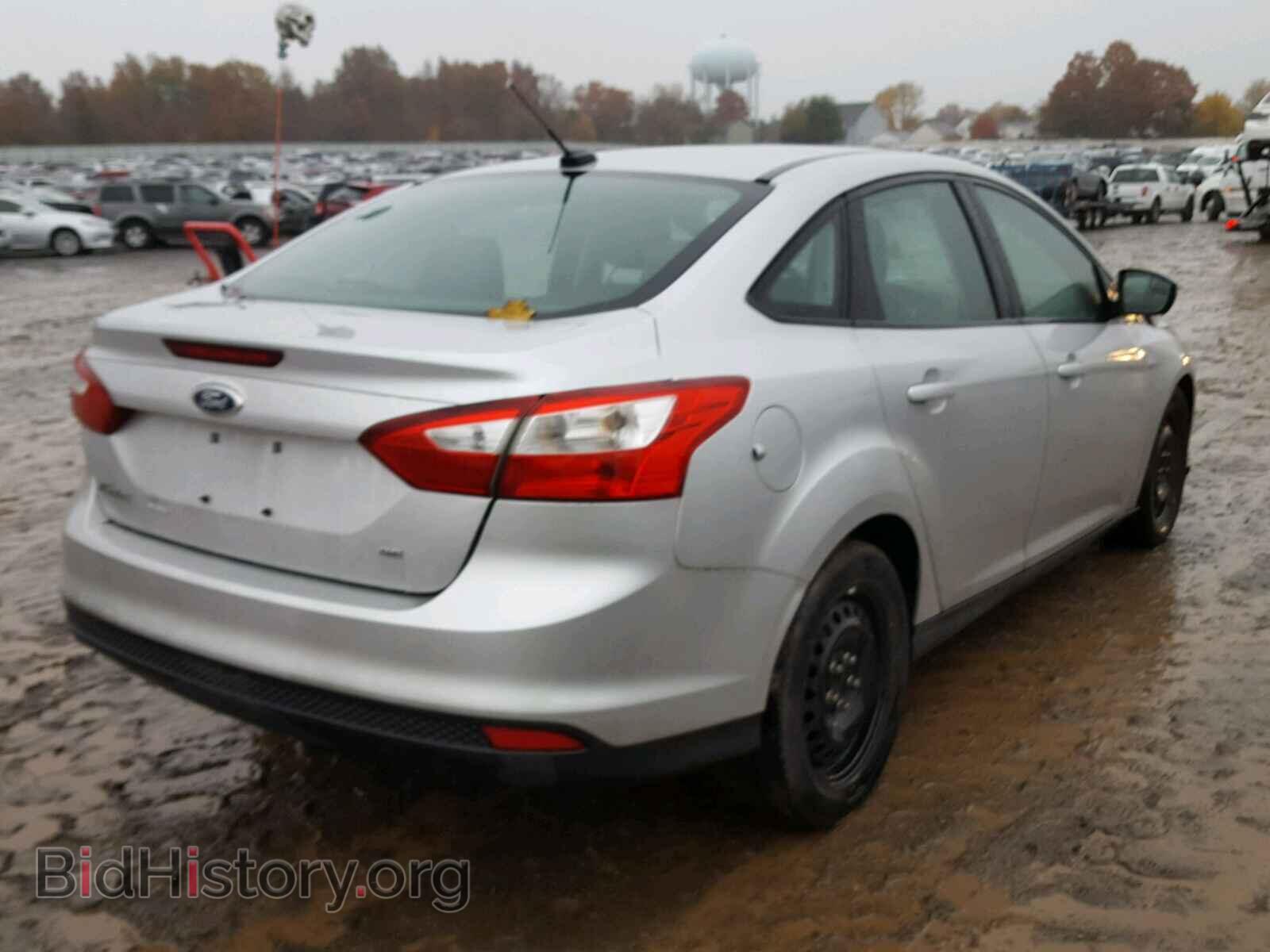 2012 FORD FOCUS - VIN: 1FAHP3F28CL358643 - Photo 4