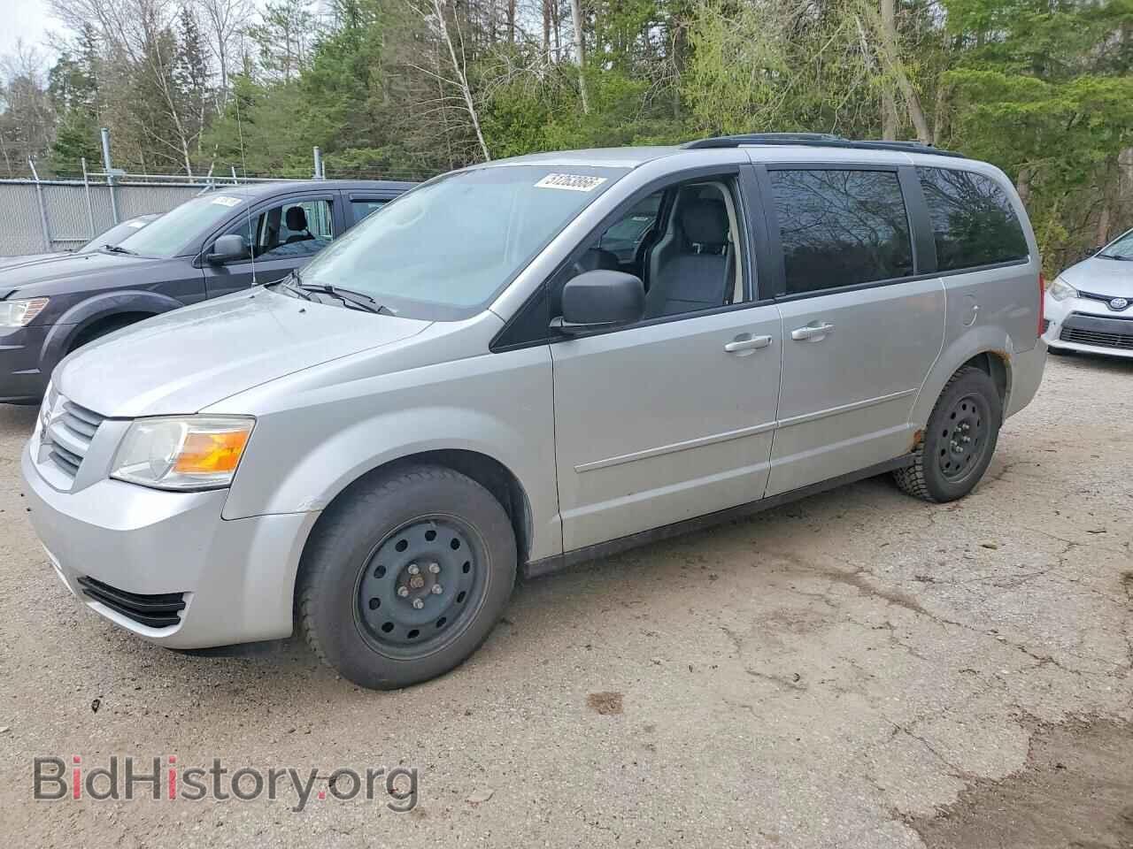 Photo 2D4RN4DE6AR111829 - DODGE CARAVAN 2010