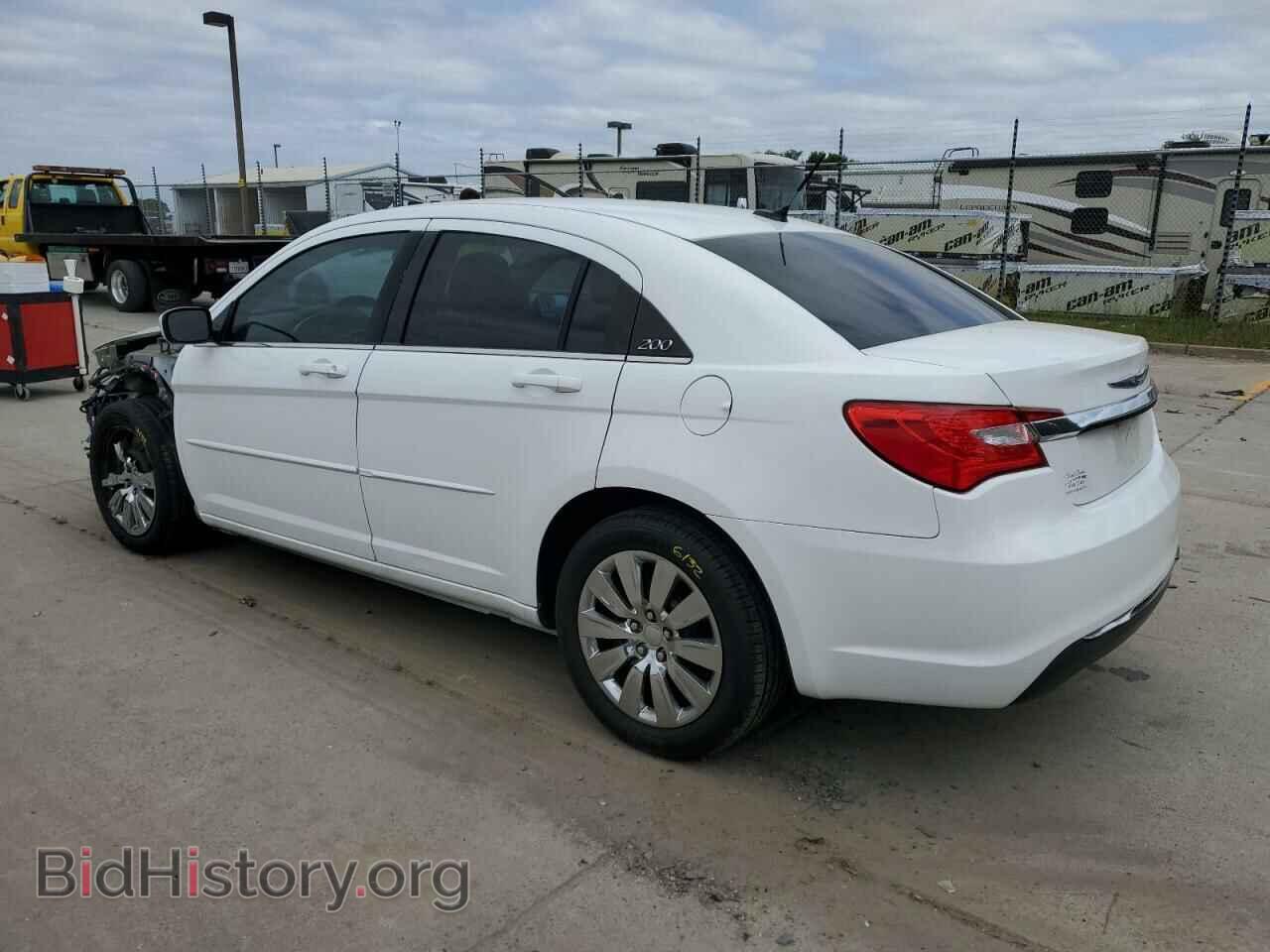 2012 CHRYSLER 200 - VIN: 1C3CCBAB4CN226019 - Фото 2