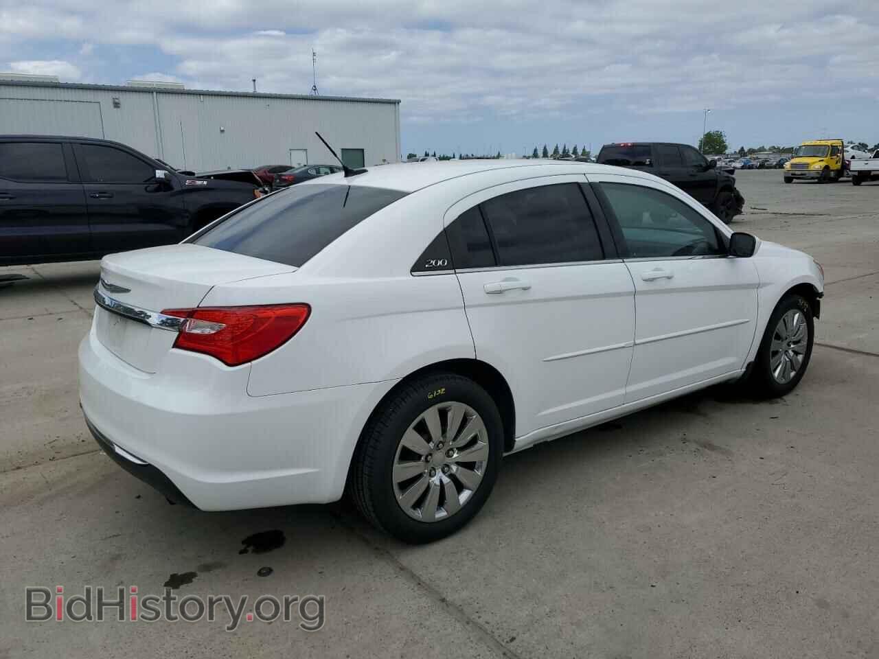 2012 CHRYSLER 200 - VIN: 1C3CCBAB4CN226019 - Фото 3