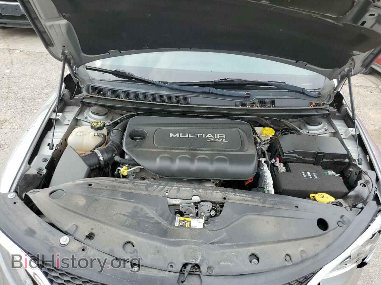 2016 CHRYSLER 200 - VIN: 1C3CCCAB2GN103797 - Фото 7