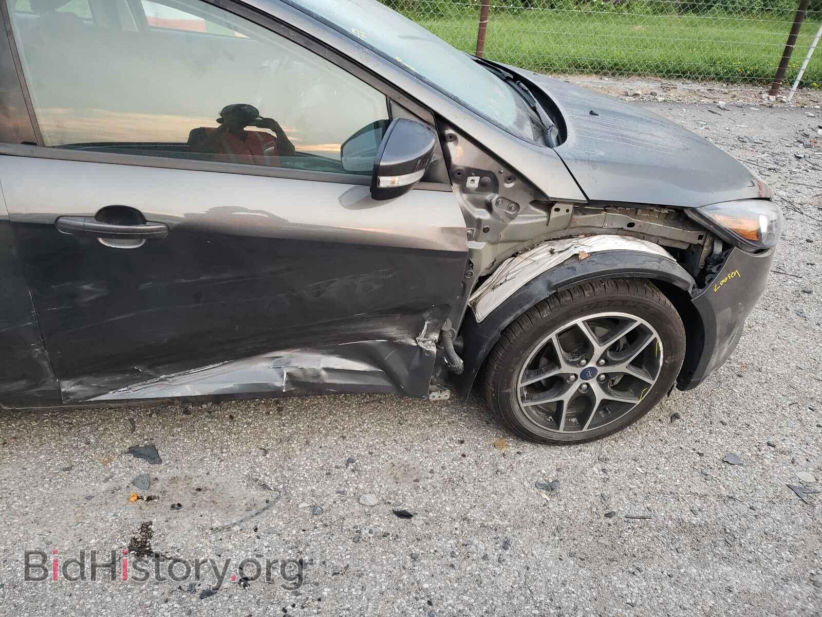 2018 FORD FOCUS - VIN: 1FADP3FE7JL330354 - Фото 9
