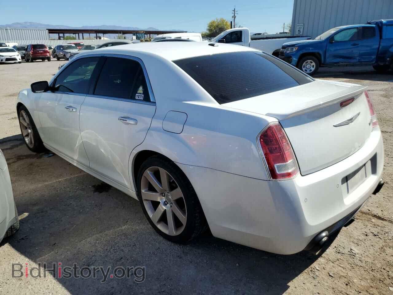 2013 CHRYSLER 300 - VIN: 2C3CCAFJ4DH743177 - Фото 2