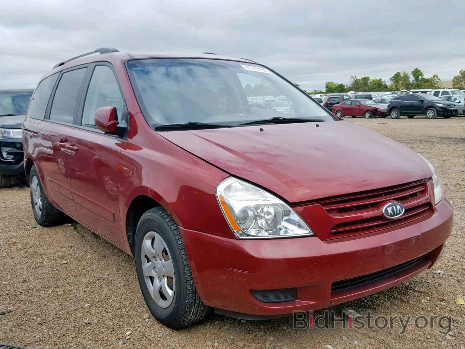 Photo KNDMG4C3XA6353869 - KIA SEDONA LX 2010