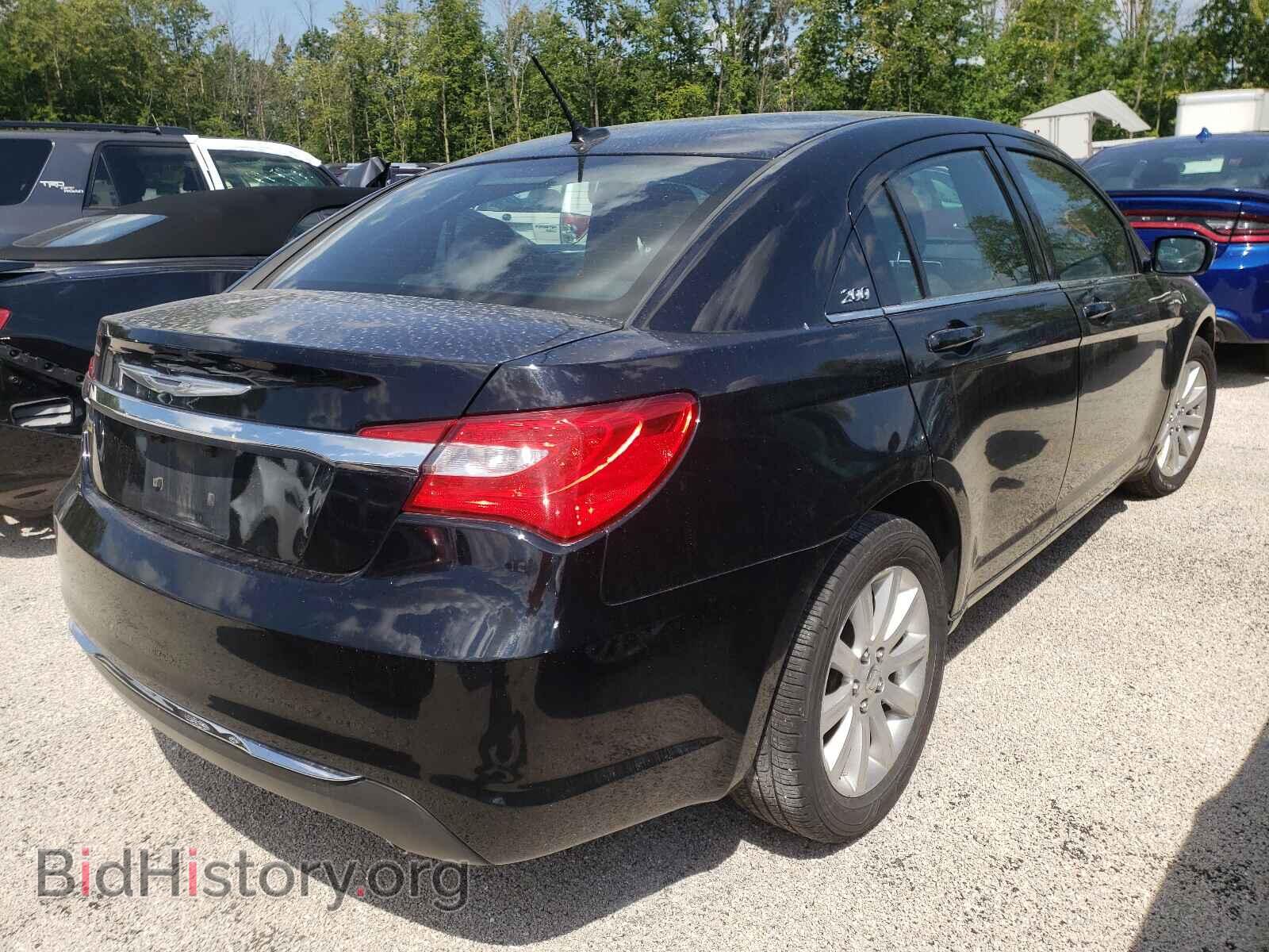 2013 CHRYSLER 200 - VIN: 1C3CCBBG8DN533916 - Фото 4