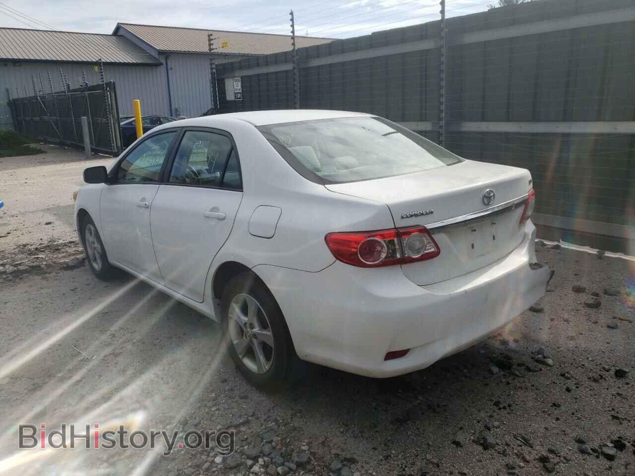 2011 TOYOTA COROLLA - VIN: 2T1BU4EE2BC646884 - Фото 3