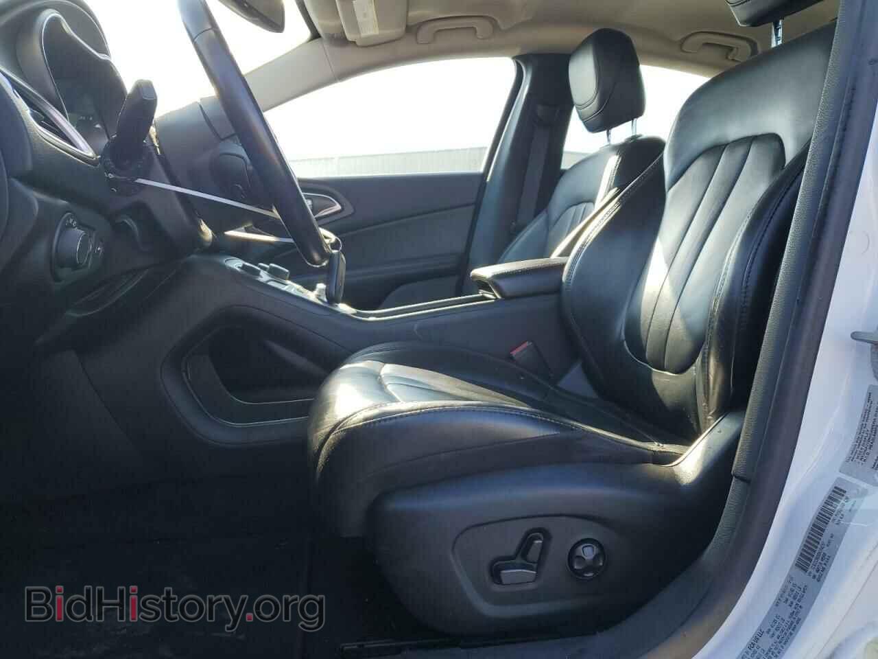 2016 CHRYSLER 200 - VIN: 1C3CCCAB3GN190237 - Photo 7