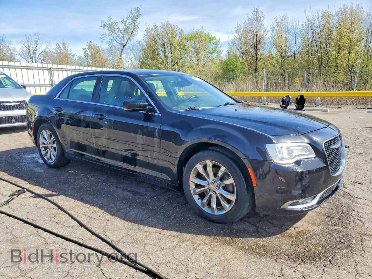 2016 CHRYSLER 300 - VIN: 2C3CCARG8GH262045 - Фото 4